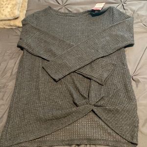 NWT girls size large 10/12 Cat and Jack shirt gray